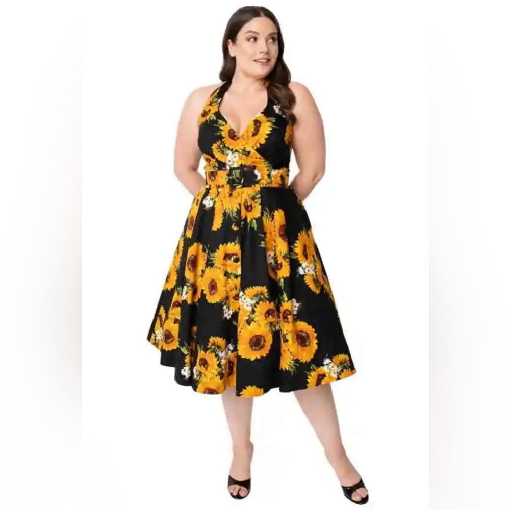 Unique Vintage Black Sunflower Print Tarrytown Dress